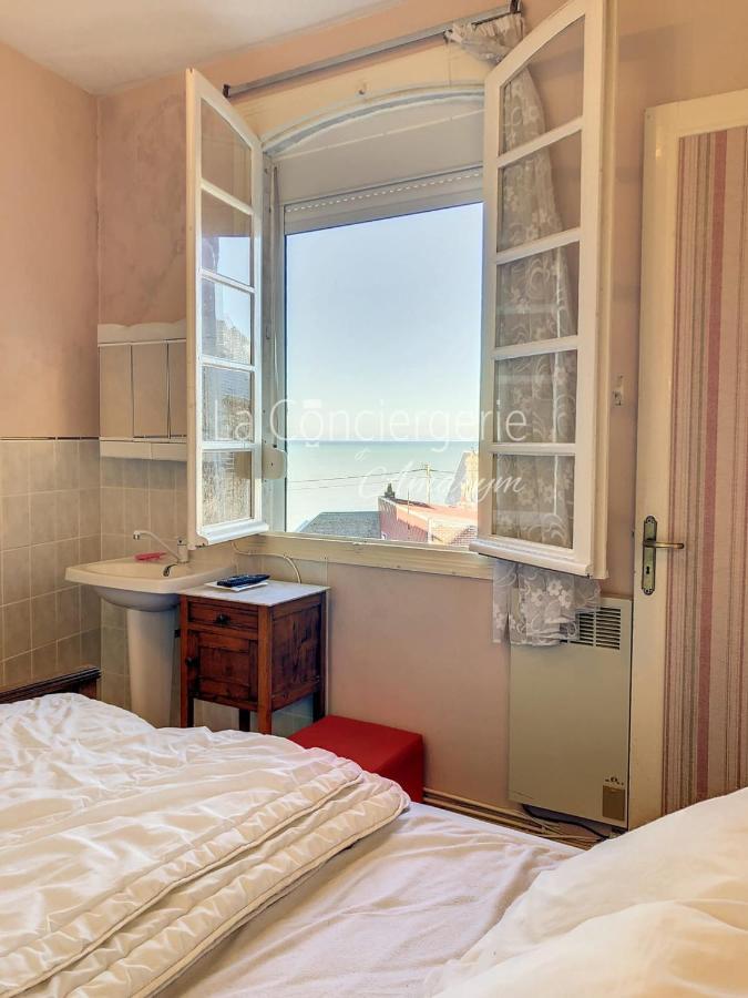 Ad 30 - Appt Balcon 2 Chambres Et A Ault Dış mekan fotoğraf
